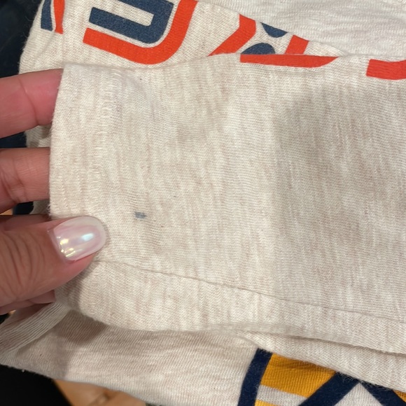 Gap Mickey Top - Picture 5 of 5